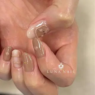 ネイル アトリエ　ミモザ所属・いまむら あかりのネイルデザイン