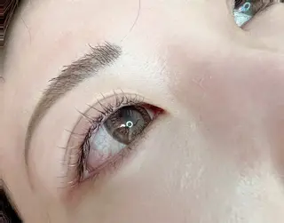 マツエク・マツパ Ealo押上 Erieのマツエク・マツパデザイン