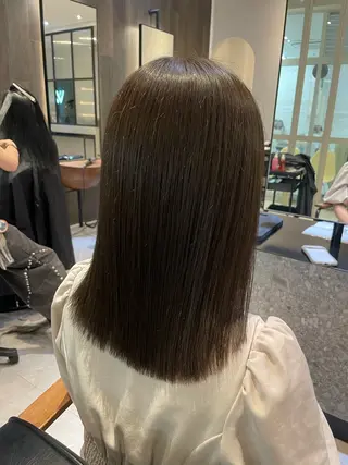 セミロング カラー オリーブカラー🫒/ 透明感カラー/みゆのヘアスタイル