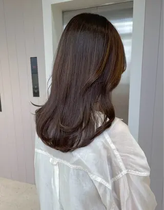 セミロング 🤍RIRIKA /暖色カラー🧡のヘアスタイル