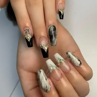 ロング ネイル 下妻市ﾈｲﾙｻﾛﾝ M_styleのネイルデザイン