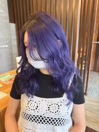 セミロング カラー 具志 正太のヘアスタイル