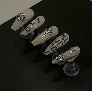 ネイル The one唐木 ユミのネイルデザイン