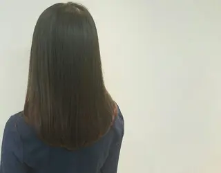 セミロング 透明感ハイライト◎ 伊藤夏海のヘアスタイル