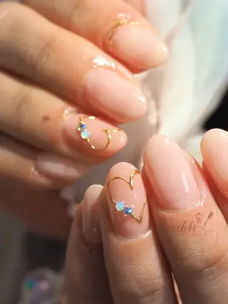 ネイル オーダーネイルチップ サロンcelebiのネイルデザイン