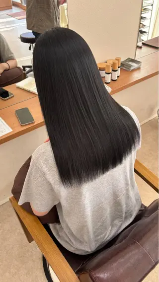 ロング カラー 能勢 莉里花のヘアスタイル
