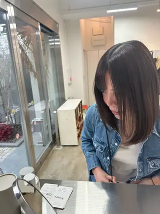 ミディアム 伊藤 郁弥のヘアスタイル