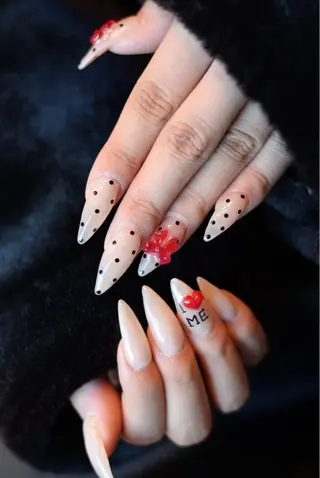 ネイル pomy nail新宿店所属・a yuiのネイルデザイン