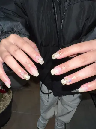 ネイル laninails所属・LANI nailsalonのネイルデザイン