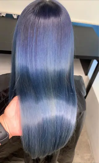 ロング 及川シゲル 髪質改善講師のヘアスタイル