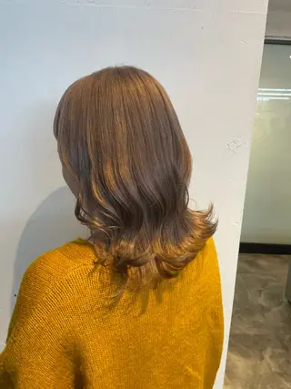 カラー ハイトーンカラー🩵 指名多数💗横山聖奈のヘアスタイル