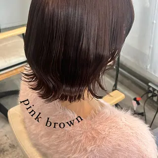 ミディアム カラー アダチ ヒヨリのヘアスタイル