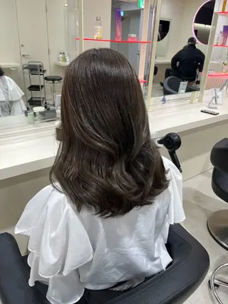 セミロング カラー 💟RINNA 艶カラー💟のヘアスタイル
