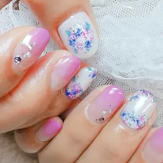 ネイル 柴崎 美幸のネイルデザイン