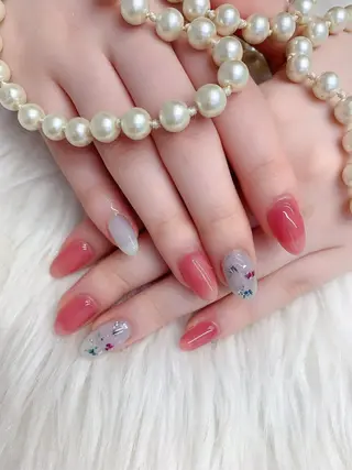 ネイル ネイルサロンAiri 長さ出し·シンプルのネイルデザイン