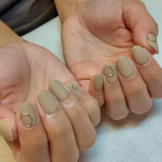 ネイル ジェヌインネイル 河内のネイルデザイン