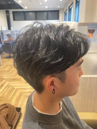 パーマ 中村 誠也のヘアスタイル