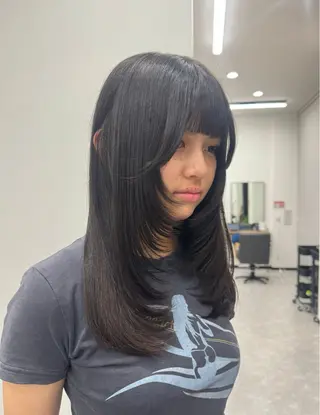 ロング BELLE by revo所属・𝘀𝗮𝗲/ 艶髪/ショートボブのヘアスタイル