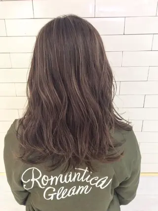 セミロング カラー レイヤーカット× 髪質改善たもりのヘアスタイル