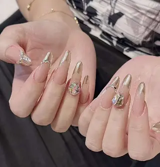 ネイル Oomiya 服部のネイルデザイン