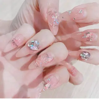 ネイル nail salon Berry所属・前田 りかのネイルデザイン