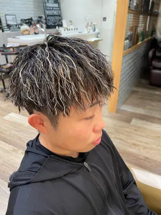 ショート カラー パーマ メンズ メンズパーマ 北原寿樹のヘアスタイル