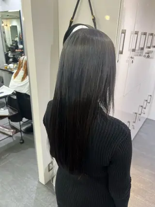 ロング SALOWIN梅田茶屋町店所属・ウルフレイヤーカット /チヒロのヘアスタイル