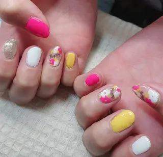 ミディアム プチネイル MIKIのネイルデザイン