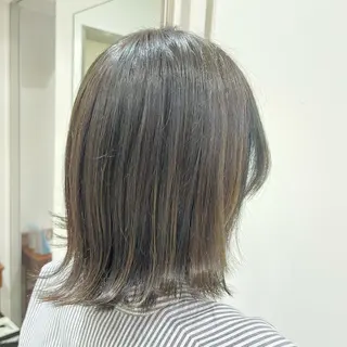 ミディアム 長尾菜々美🐰 ／ハイトーンカラーのヘアスタイル