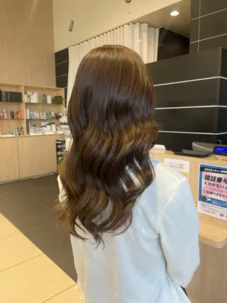ロング 小池 夏生のヘアスタイル