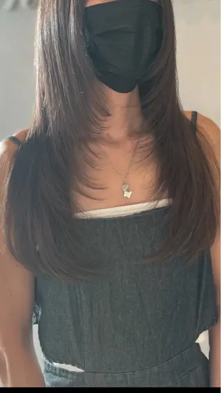 ロング reborn店長 🤍リルのヘアスタイル