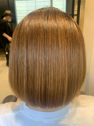 ショート カラー Moana by HEADLIGHT所属・tomoka／ デザインカラー🌺のヘアスタイル