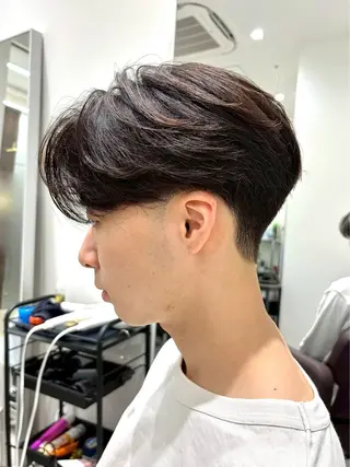 ショート THE ESCALA 町田店所属・町田/メンズカット/ センターパート/細木のヘアスタイル