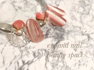 ネイル 杉山 ネイリストのネイルデザイン