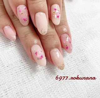 ネイル rokunana 佐野のネイルデザイン