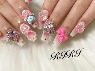 ネイル riri オーナーのネイルデザイン