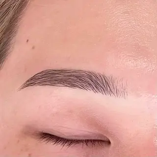 アイブロウ crest表参道所属・浜田 碧の眉毛・アイブロウイメージ