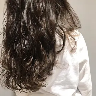 ロング 塚原 安優のヘアスタイル