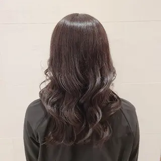 ロング レナークソワン ちだしえりのヘアスタイル