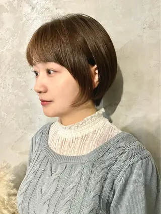 ショート カラー 岡田 恭明のヘアスタイル