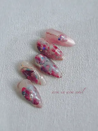 ネイル arm in arm ︎✿Yamamotoのマツエク・マツパデザイン