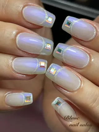 セミロング Blanc ブランのネイルデザイン