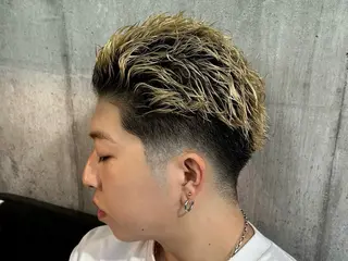 ショート 👑パーマの王様👑 【メンズ専門店】のヘアスタイル