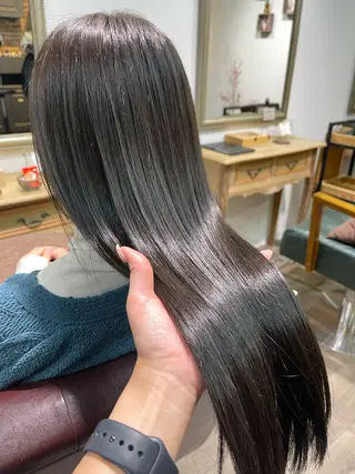 ロング カラー Felice Erikaのヘアスタイル