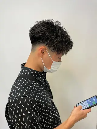 ショート パーマ メンズ メンズパーマのプロ 川野翔太のヘアスタイル