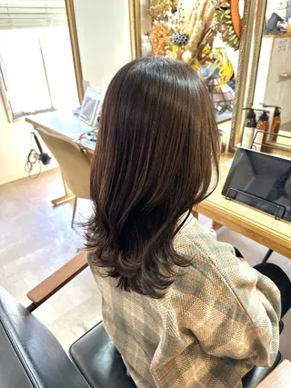 セミロング カラー いけだ ひかり ハイライトくびれヘアのヘアスタイル