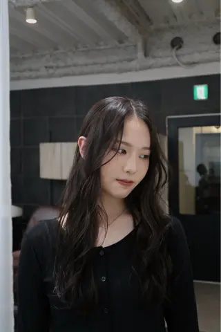 ロング Kanon 心斎橋美容室のヘアスタイル