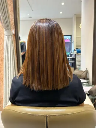 セミロング 折本 沙織のヘアスタイル