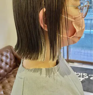 ミディアム popi 片岡のヘアスタイル