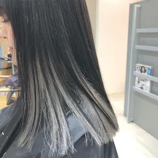 ロング カラー ORIKA 美容室のヘアスタイル